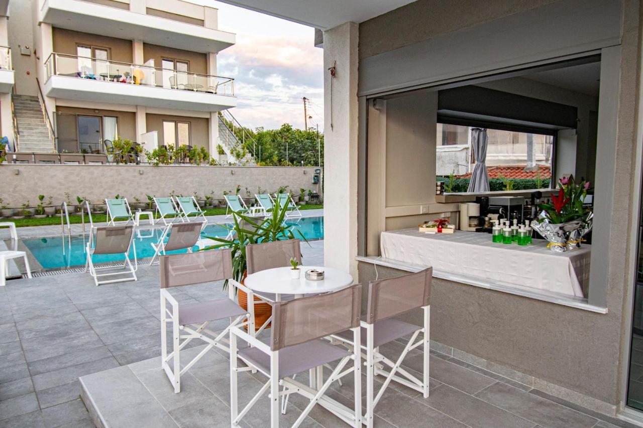 Heraclea Luxury Suites Nea Irakleia Exterior photo